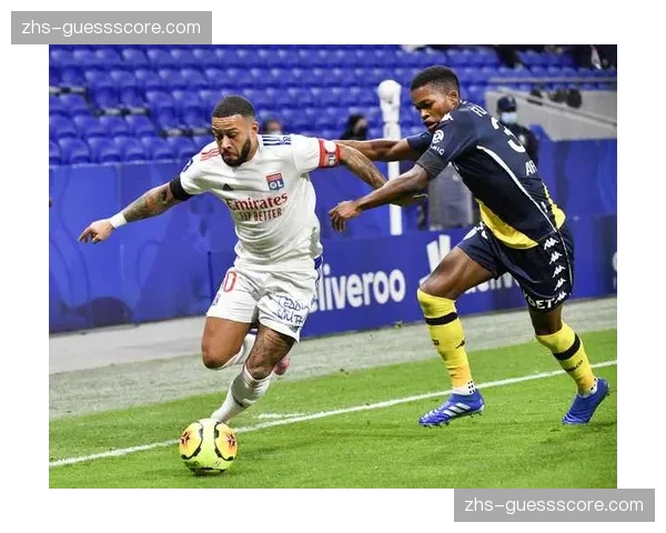 斯特拉斯堡3-2洛里昂，奥莫巴米德莱补时扳平